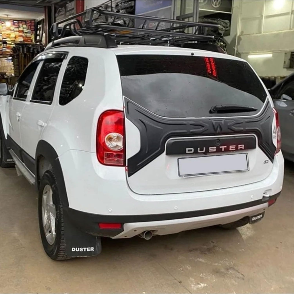 Rear Boot Lid Cover Trim – Dacia Duster MK1 (2010–2017)