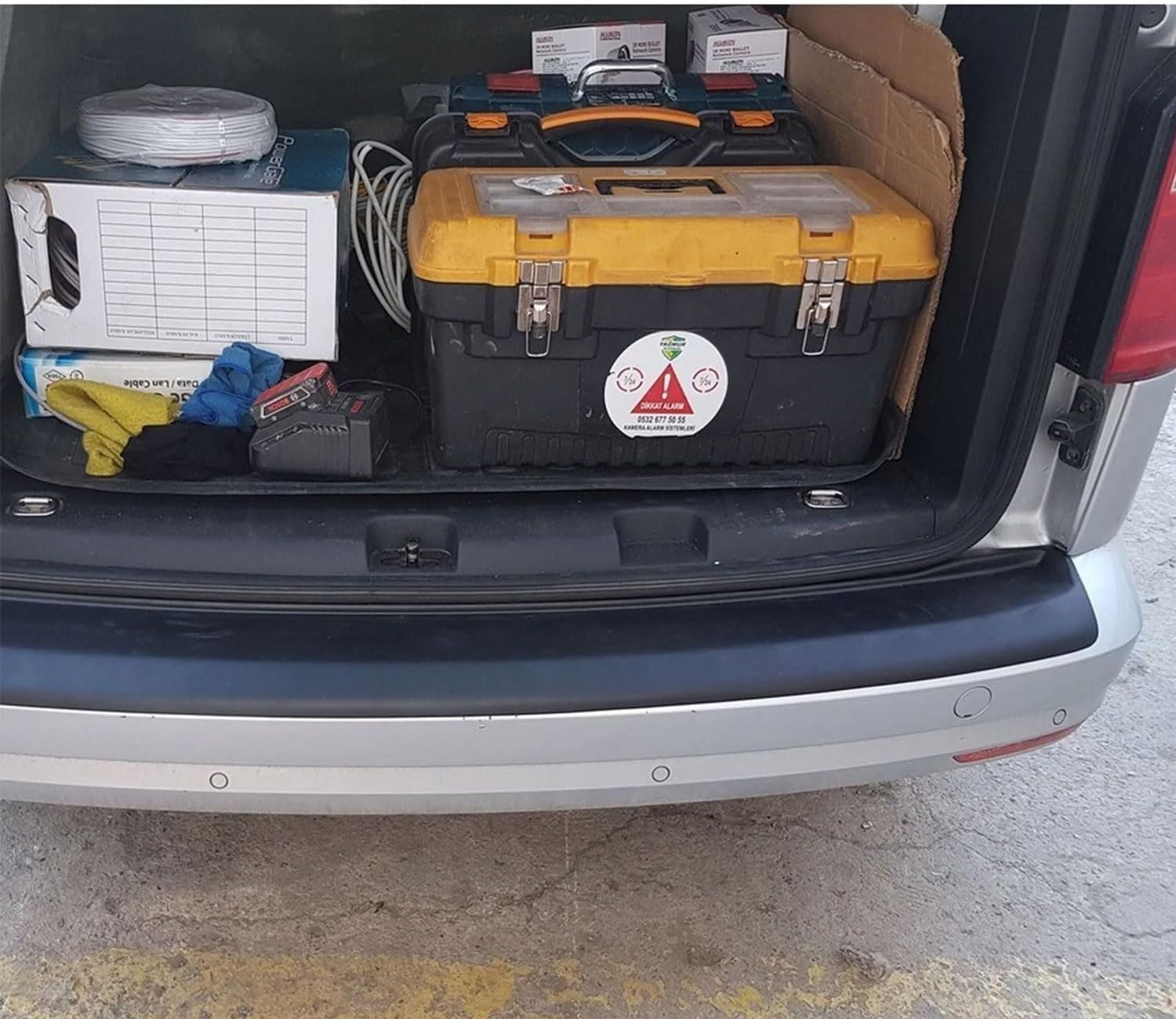 Rear Bumper Protector – VW Caddy MK3/MK4 (2003–2014)